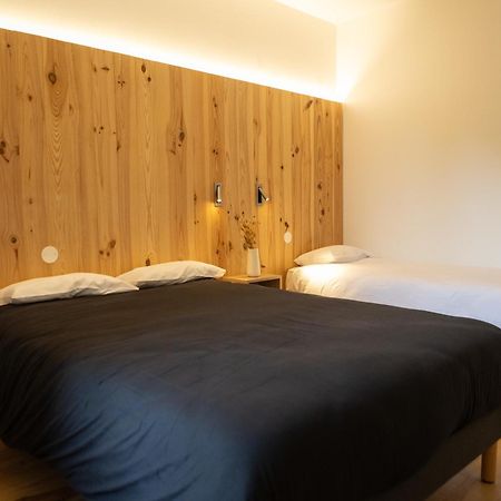 Le Bercail Bed & Breakfast Lacaze ภายนอก รูปภาพ