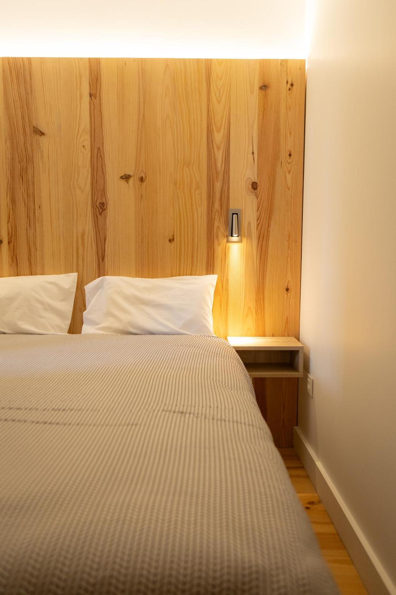 Le Bercail Bed & Breakfast Lacaze ภายนอก รูปภาพ